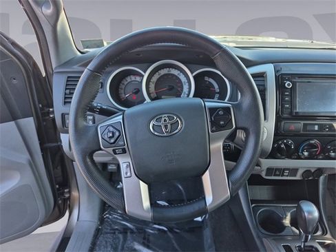 Used 2014 Toyota Tacoma 4x4 Double Cab w/ TRD Off-Road Package image 13