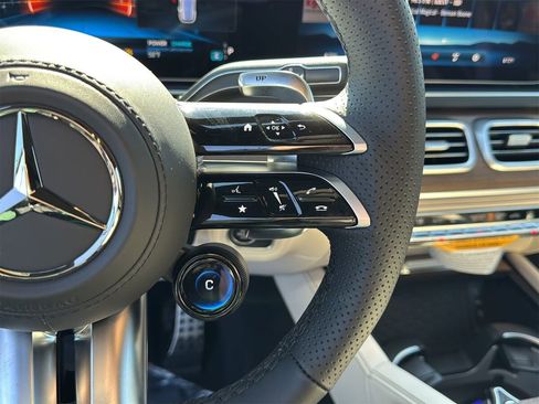 New 2026 Mercedes-Benz GLE 63 AMG S image 16