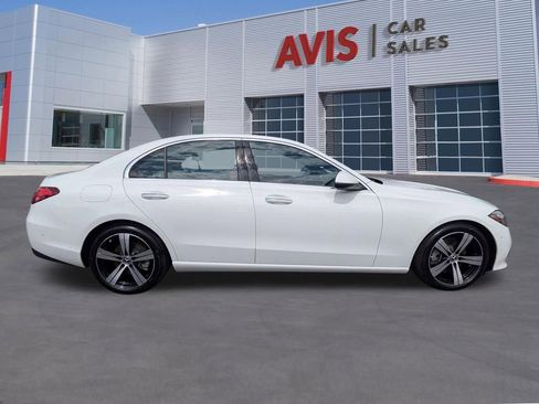 Used 2025 Mercedes-Benz C 300 4MATIC Sedan image 5