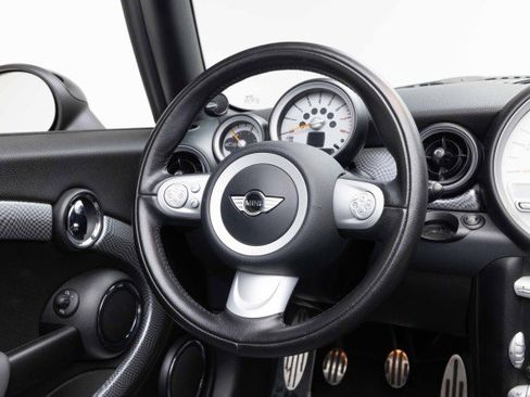 Used 2010 MINI Cooper S image 10
