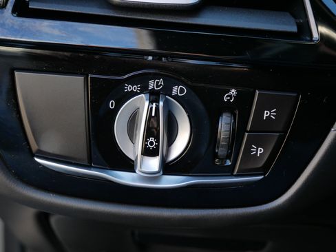 Used 2020 BMW M5 w/ Executive Package image 26