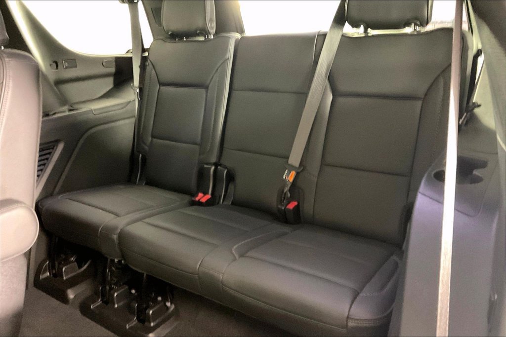 Certified 2022 GMC Yukon Denali RWD image 3