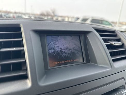 Used 2011 Toyota Highlander 4WD w/ Tech Pkg image 18