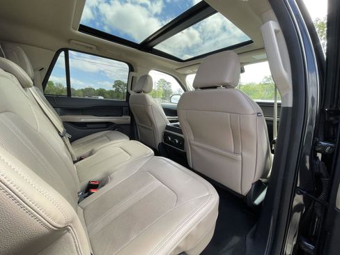 Used 2024 Ford Expedition Max Limited RWD image 45