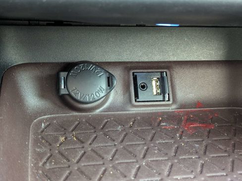 Used 2019 Toyota RAV4 Limited w/ Cold Weather Package FWD image 23