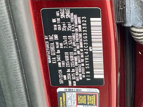 Certified 2025 Kia Sorento S w/ Panoramic Sunroof Package image 12