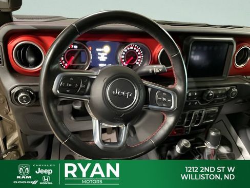Used 2020 Jeep Gladiator Rubicon AWD/4WD image 18