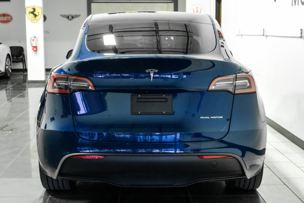 Used 2024 Tesla Model Y Long Range AWD/4WD image 8