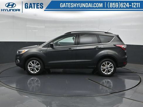 Used 2018 Ford Escape SE AWD/4WD image 7