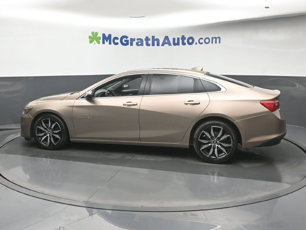 Used 2018 Chevrolet Malibu LT w/ Leather Package FWD image 25