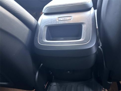 Used 2024 Volvo XC60 B5 Plus w/ Protection Package Premier image 16