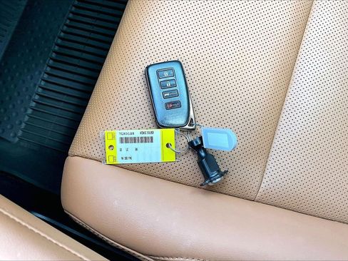 Used 2022 Lexus RX 350 FWD w/ Premium Package image 32