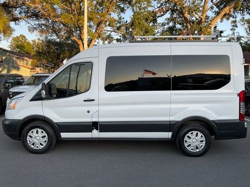 Used 2016 Ford Transit 150 XLT image 6