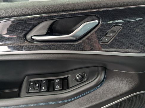 Used 2022 Jeep Grand Cherokee Trailhawk w/ Advanced Protech Group II image 16