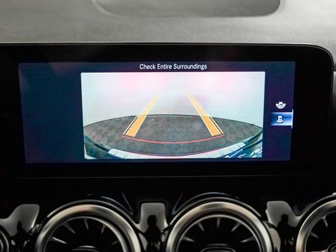 Certified 2023 Mercedes-Benz GLA 250 image 20