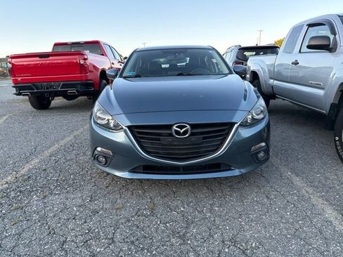 Used 2016 MAZDA MAZDA3 i Grand Touring FWD image 2