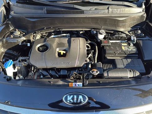 Used 2021 Kia Seltos LX AWD/4WD image 24