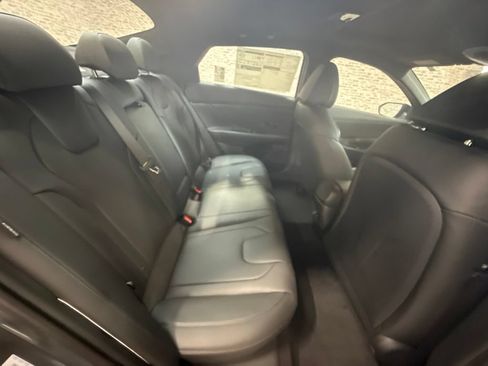 New 2026 Hyundai Elantra SEL Sport FWD image 12