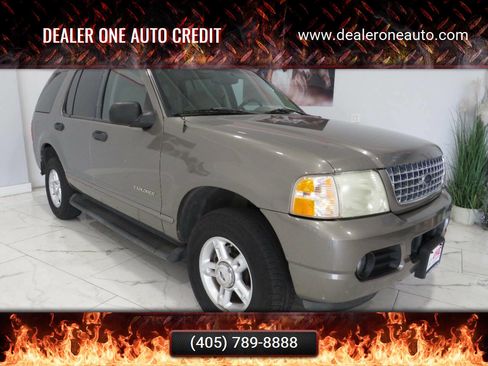 Used 2004 Ford Explorer Sport XLT image 1