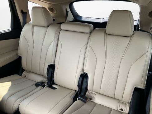 Used 2024 Acura MDX SH-AWD w/ Advance Package image 15
