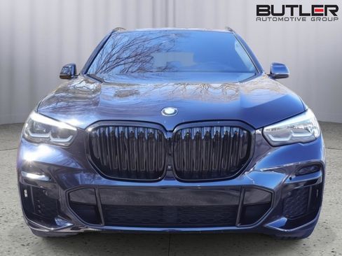 Used 2022 BMW X5 xDrive40i w/ M Sport Package image 2