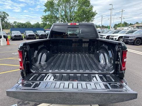 New 2026 RAM 1500 Express AWD/4WD image 14