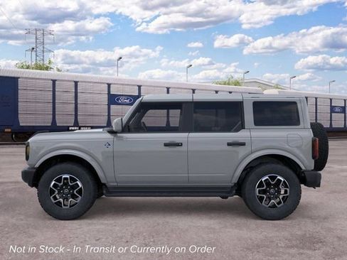 New 2026 Ford Bronco Outer Banks AWD/4WD image 3