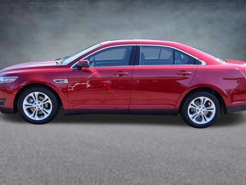 Used 2018 Ford Taurus SEL w/ Equipment Group 201A FWD image 4