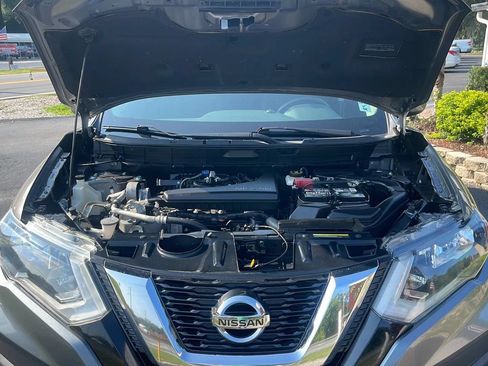 Used 2017 Nissan Rogue S w/ S Appearance Package FWD image 24