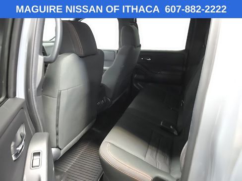 Used 2023 Nissan Frontier PRO-4X w/ Pro Convenience Package AWD/4WD image 30