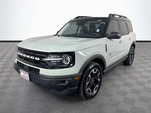 Certified 2022 Ford Bronco Sport Outer Banks w/ Tech Package AWD/4WD image 3