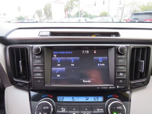 Used 2016 Toyota RAV4 XLE FWD image 26