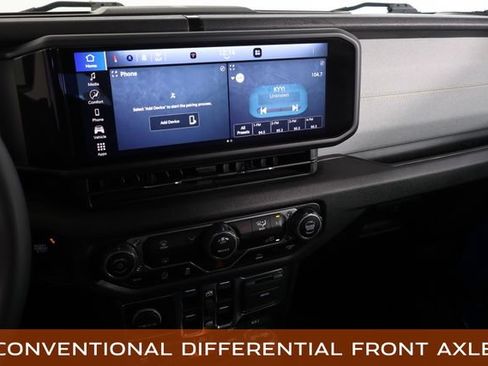 Used 2025 Jeep Wrangler Unlimited Sport AWD/4WD image 23