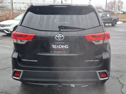 Used 2019 Toyota Highlander Limited Platinum image 6