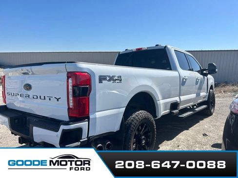 Used 2024 Ford F350 Lariat w/ Lariat Ultimate Package AWD/4WD image 3