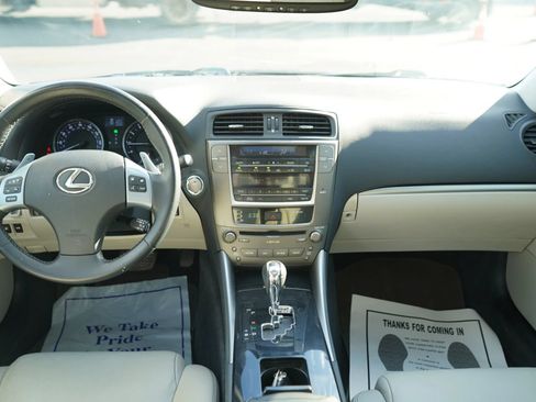 Used 2011 Lexus IS 250 RWD image 17