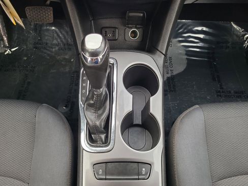 Used 2019 Chevrolet Cruze LS w/ LS Convenience Package FWD image 16