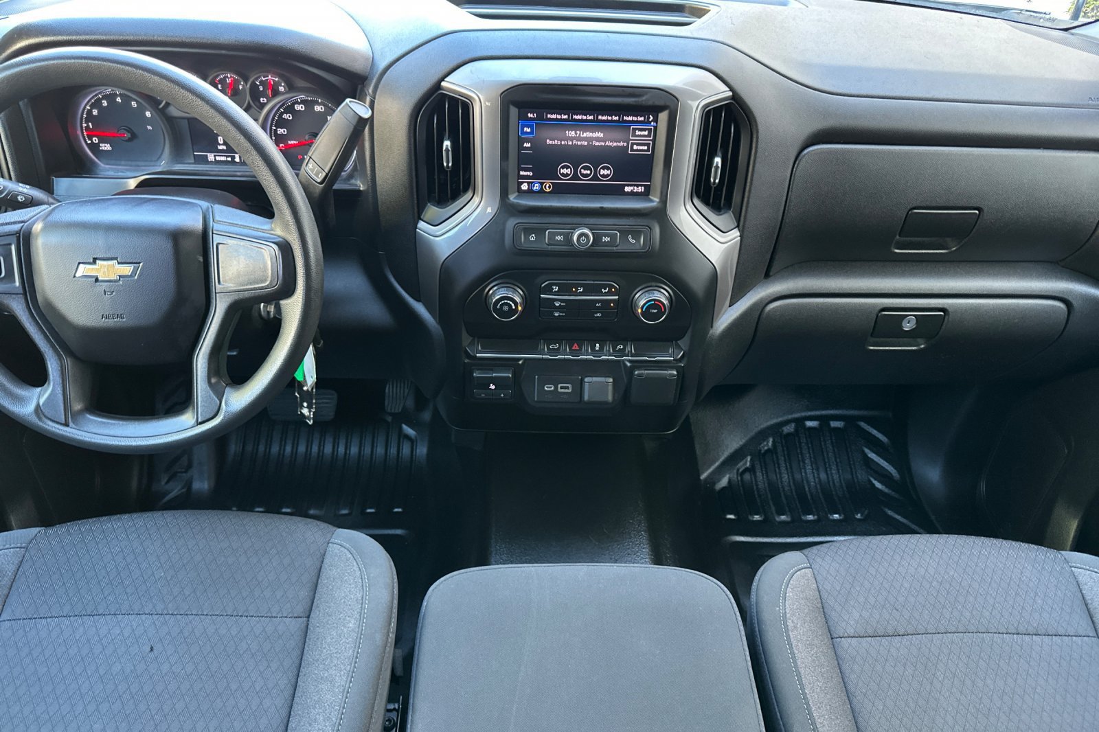 Used 2021 Chevrolet Silverado 2500 W/T w/ WT Convenience Package AWD/4WD image 13