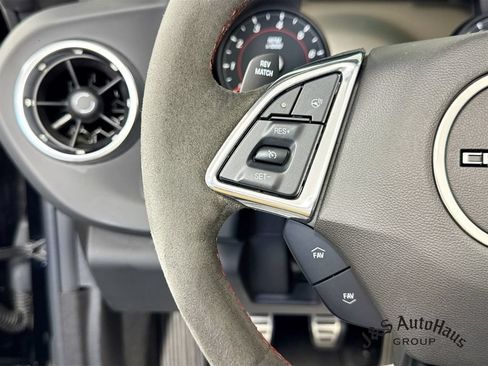 Used 2023 Chevrolet Camaro ZL1 RWD image 13