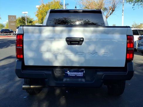 Used 2024 Toyota Tacoma SR image 4