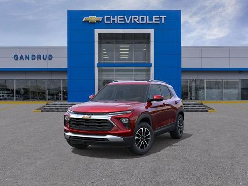 New 2026 Chevrolet TrailBlazer LT w/ Convenience Package AWD/4WD image 8