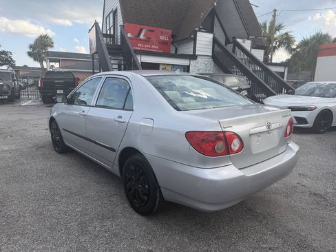 Used 2005 Toyota Corolla CE w/ Convenience Pkg FWD image 6