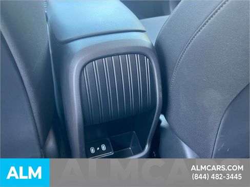 Used 2026 Hyundai Kona SE FWD image 26