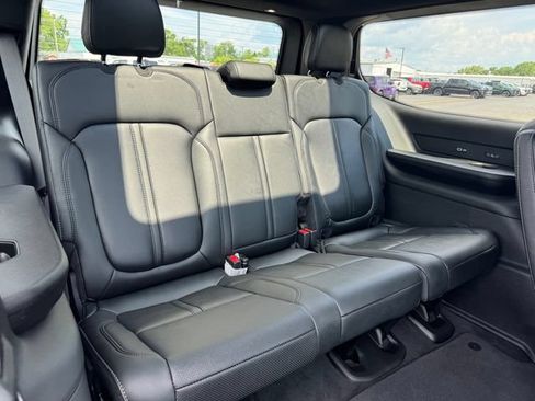 New 2026 Jeep Grand Wagoneer Limited AWD/4WD image 17