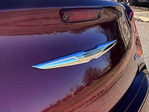 Used 2019 Chrysler 300 Touring w/ Sport Appearance Package image 33