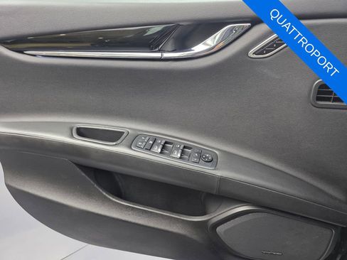 Used 2022 Maserati Quattroporte GT RWD image 25
