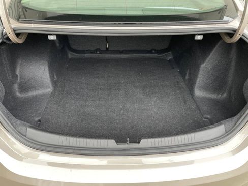 Used 2024 Chevrolet Malibu LT image 31