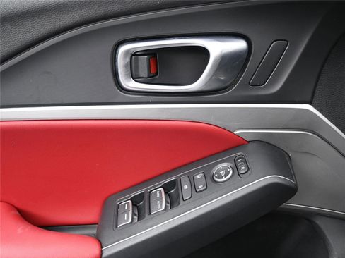 Certified 2025 Acura Integra A-Spec image 7