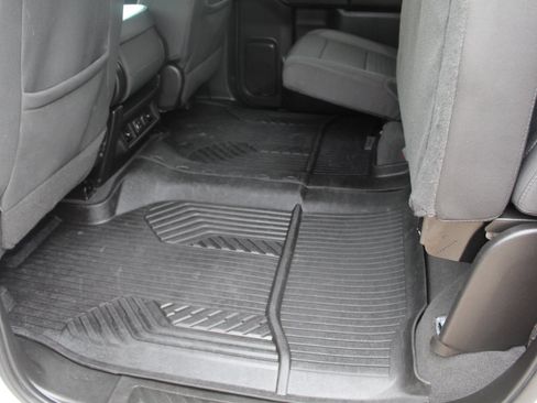 Used 2023 Chevrolet Silverado 2500 LT w/ Convenience Package image 21