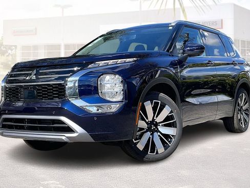 New 2026 Mitsubishi Outlander SEL FWD image 2